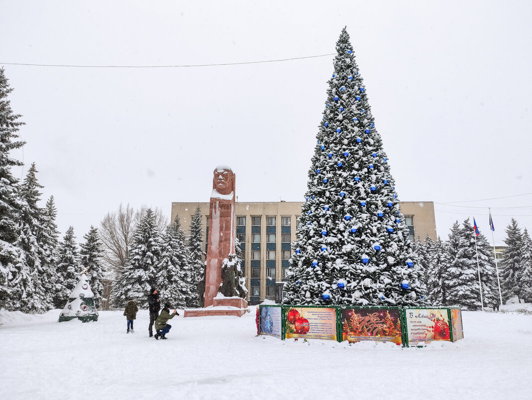 город Антрацит - Дина Горбачева