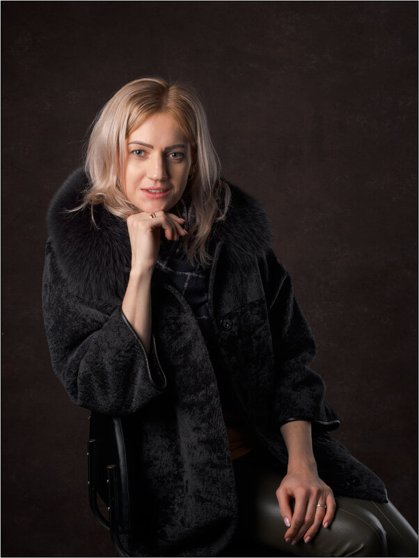 Портрет женщины - Андрей Иванов