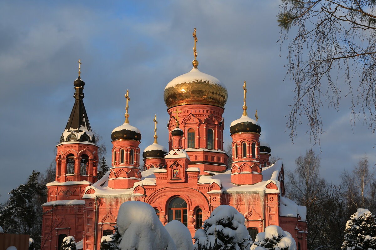 Храм  Илии Пророка в Изварино (Новая Москва) - Ninell Nikitina