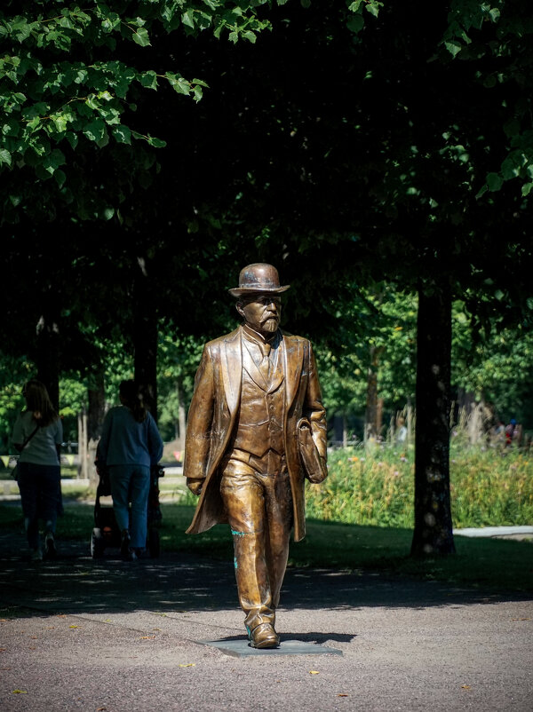 Памятник Яну Поске. Таллин. Эстония - Олег Кузовлев