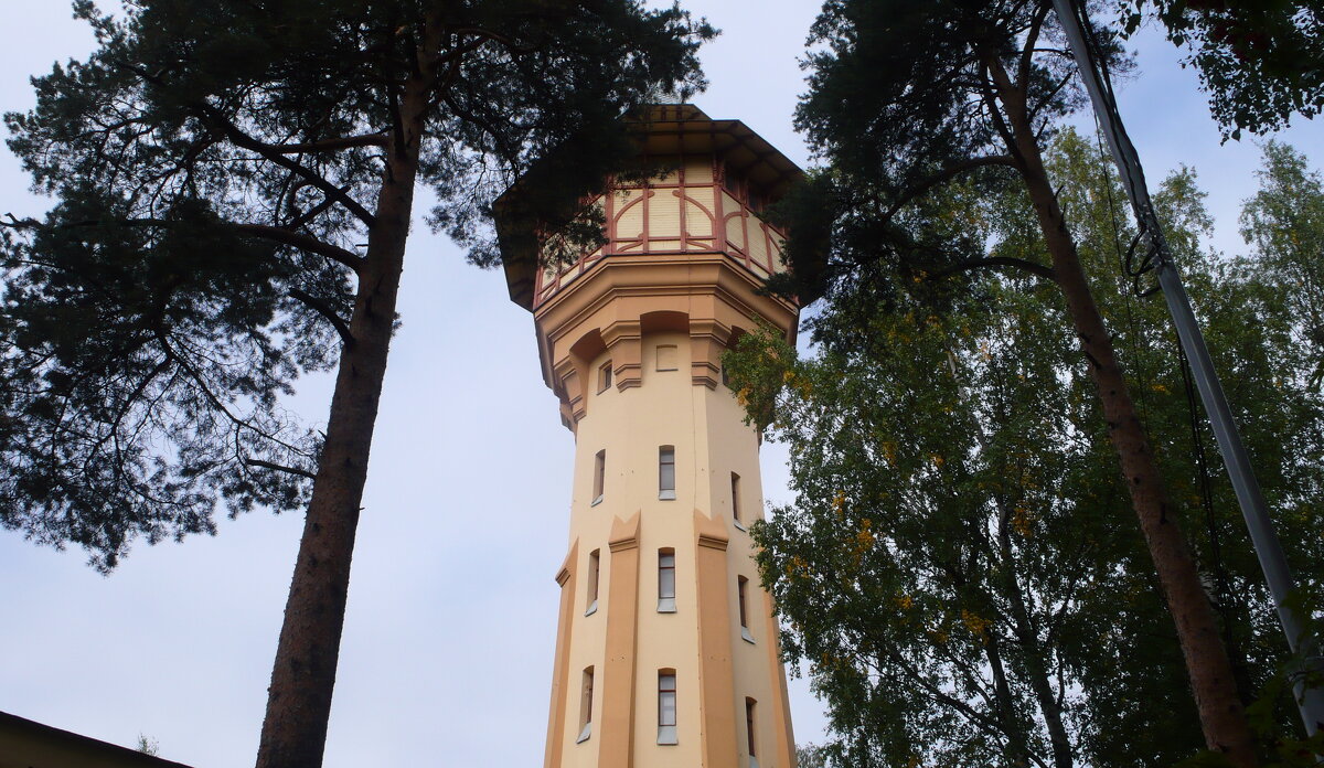 СПБ.Водонапорная башня на территории Политехнического ин-та - Таэлюр 