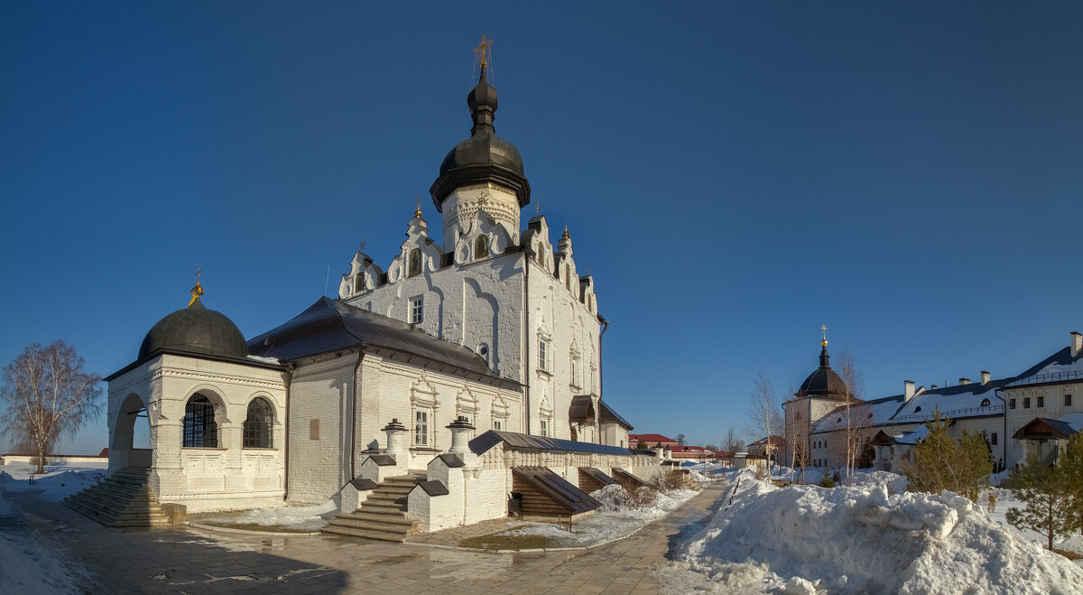 Конец зимы в Свия́жске - Андрей Дворников