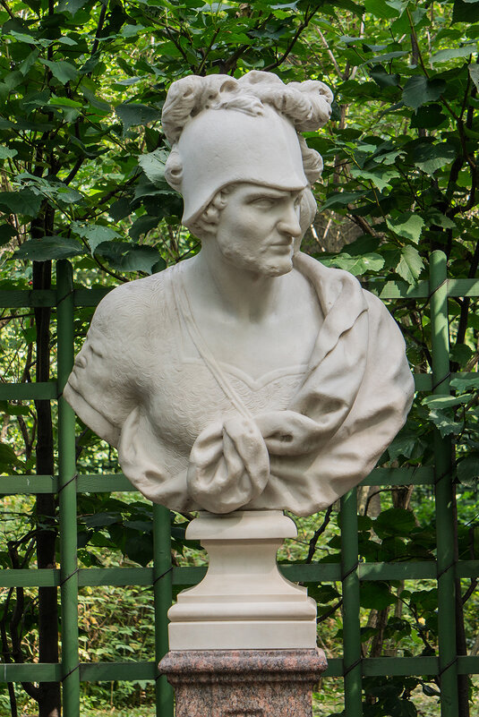 В Летне саду - Ирина Соловьёва