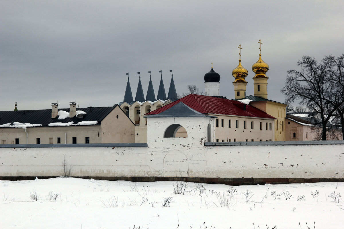 Тихвинский монастырь - skijumper Иванов