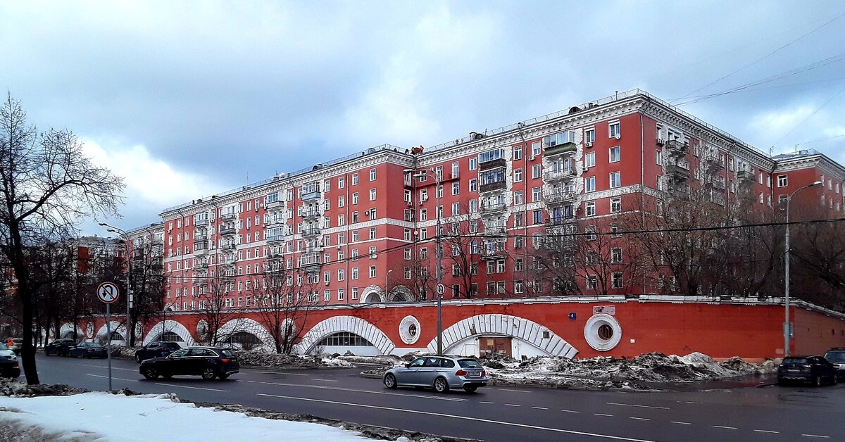 "Красные дома" на ул. Строителей - Сергей Б.