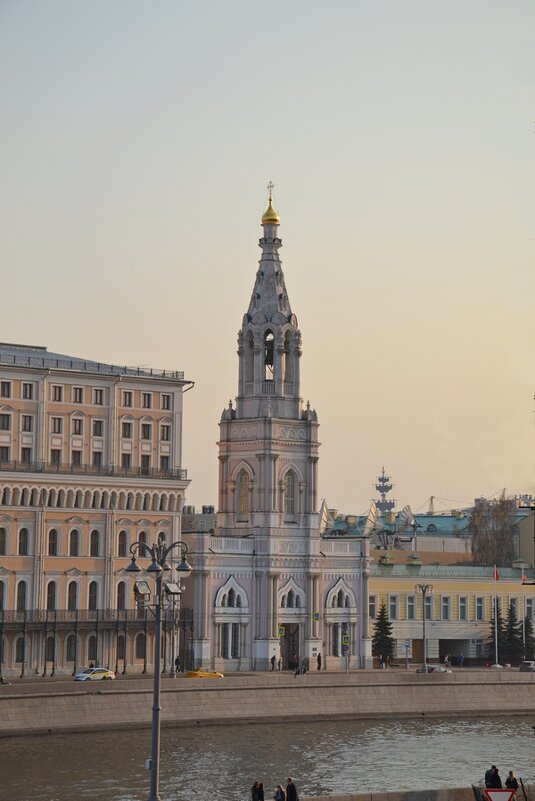 ПРОГУЛКА ПО МОСКВЕ - Виктор Осипчук