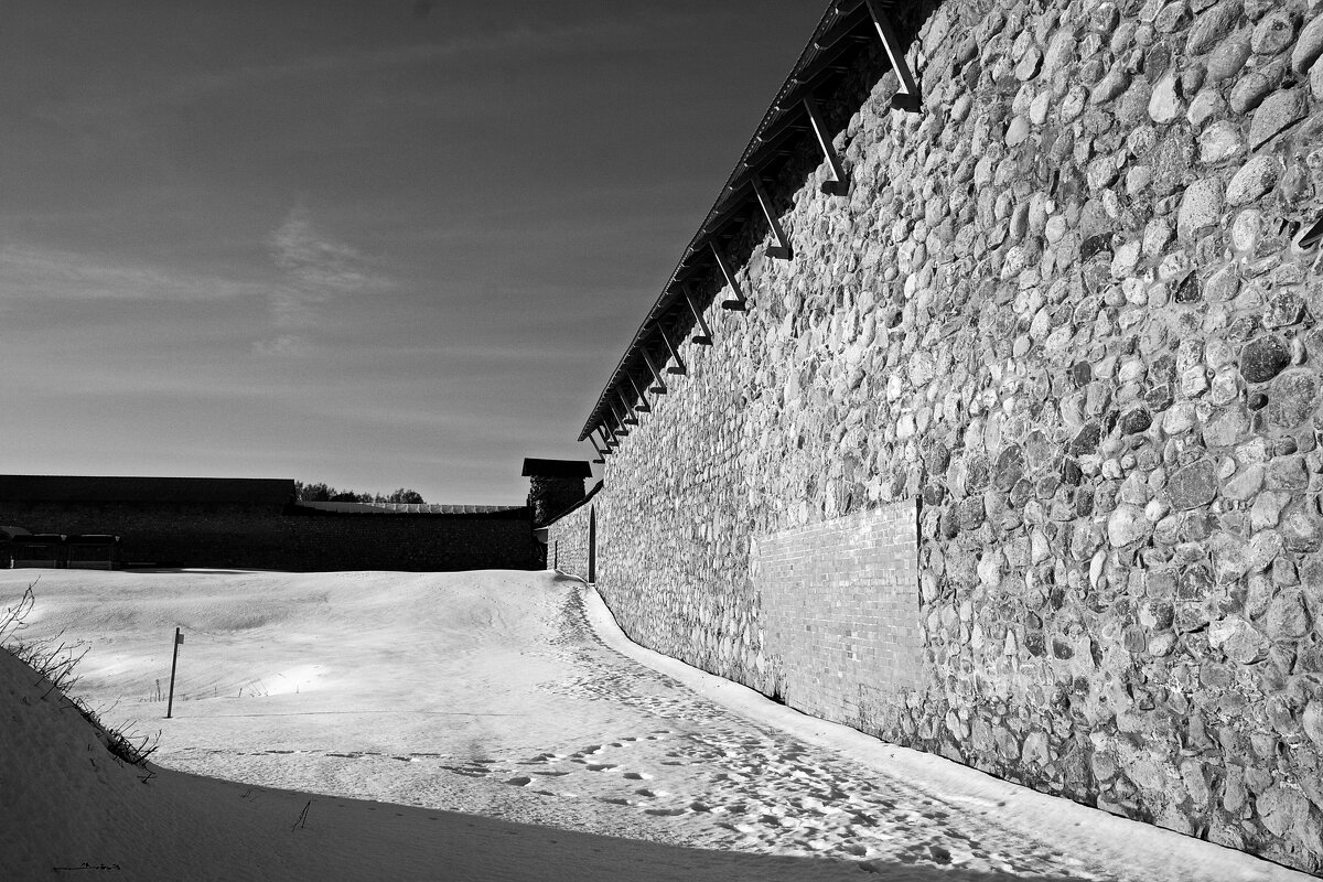 Стены Крэвского замка - M Marikfoto