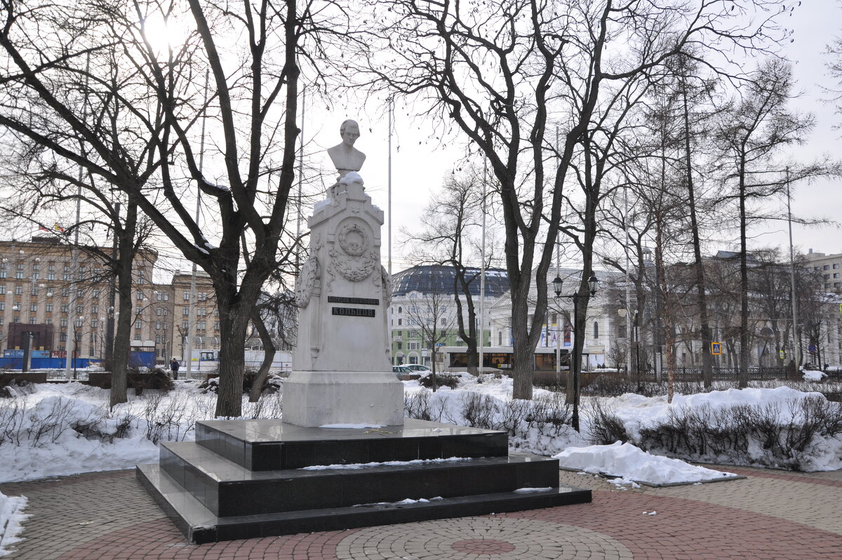 Памятник А. Кольцову в Кольцовском сквере - Татьяна 