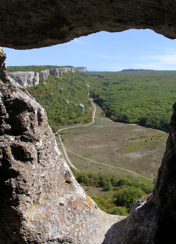 Вид из окна пещерного города - Vlad Сергиевич
