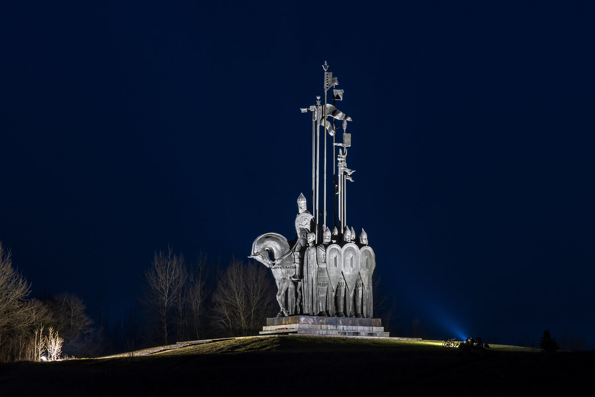 Монумент в память о Ледовом побоище 1242 г. - Виктор Желенговский