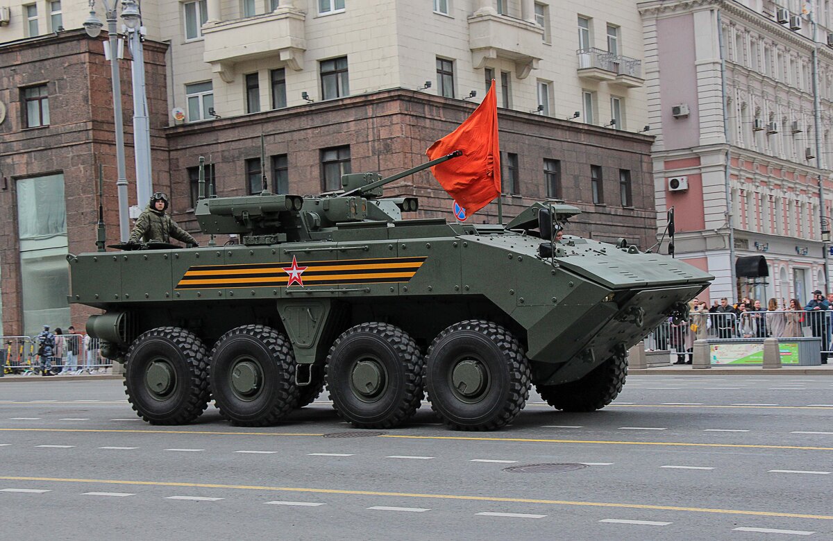 Колесный бронетранспортёр БТР-82АТ - Nina Karyuk