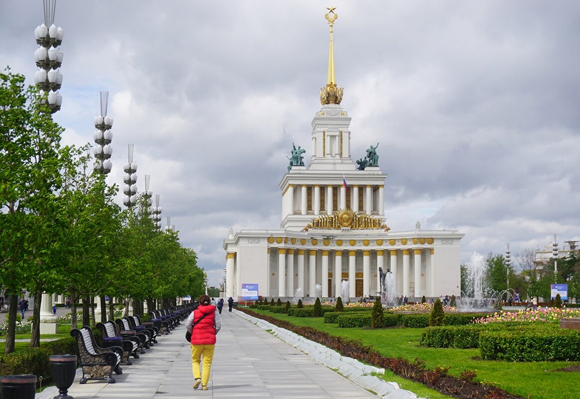 Прогулка по ВДНХ - Ольга 