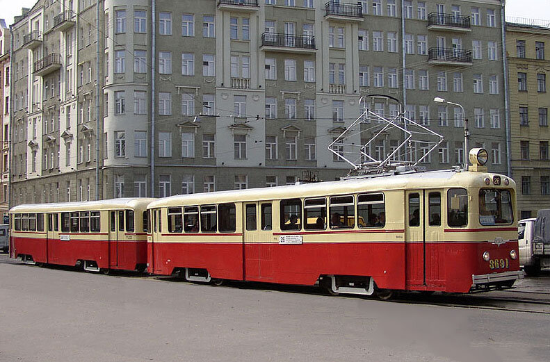 Трамвайный поезд ЛМ и ЛП-49 - Стальбаум Юрий 