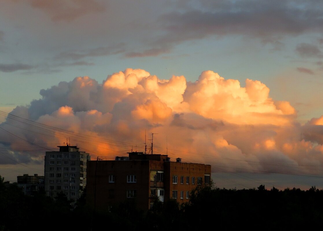 Вечернее облако - Андрей Снегерёв