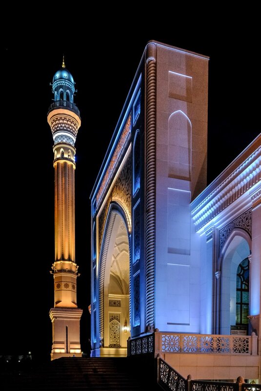 г. Шали - ночной вид мечети «Гордость мусульман» - Георгий А