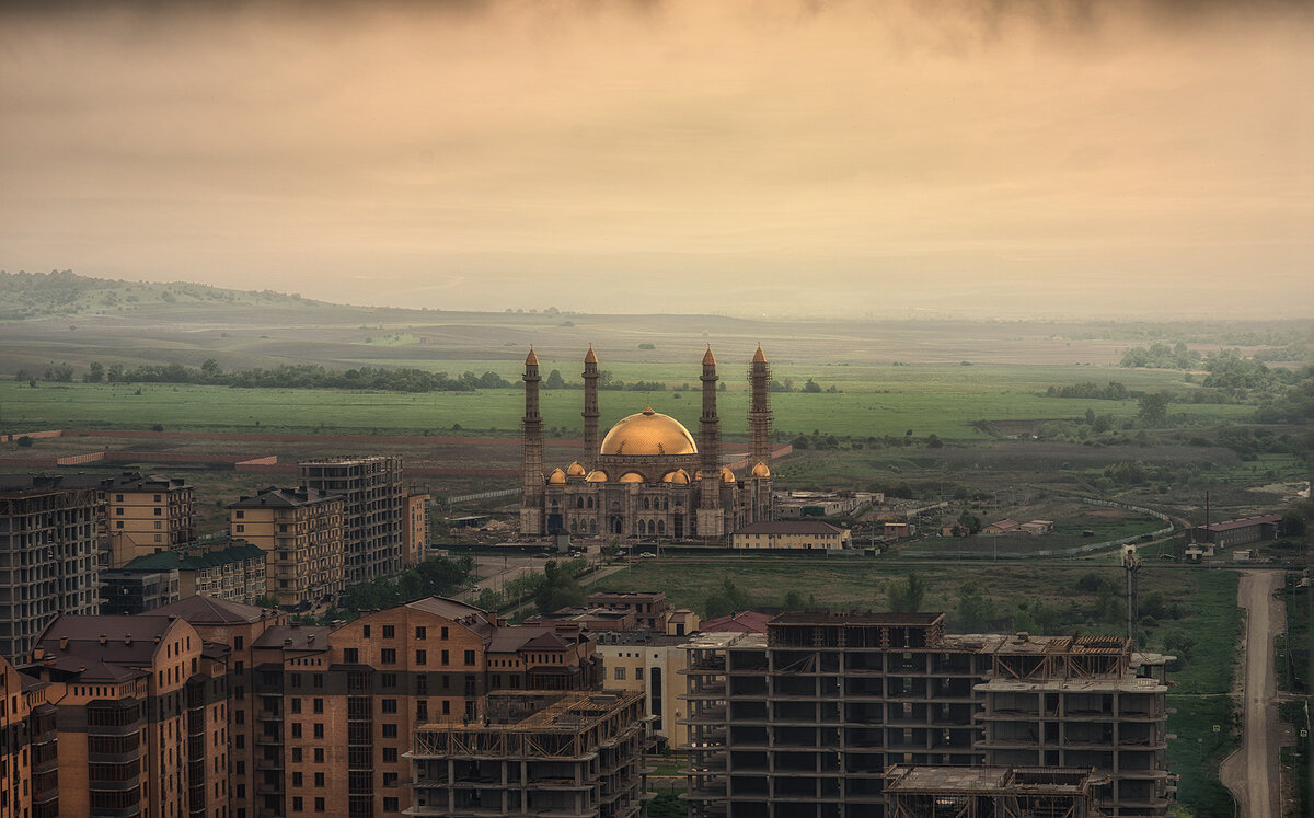 Строящаяся мечеть "Сердце Кавказа" древней столицы Аланий - Лилия .