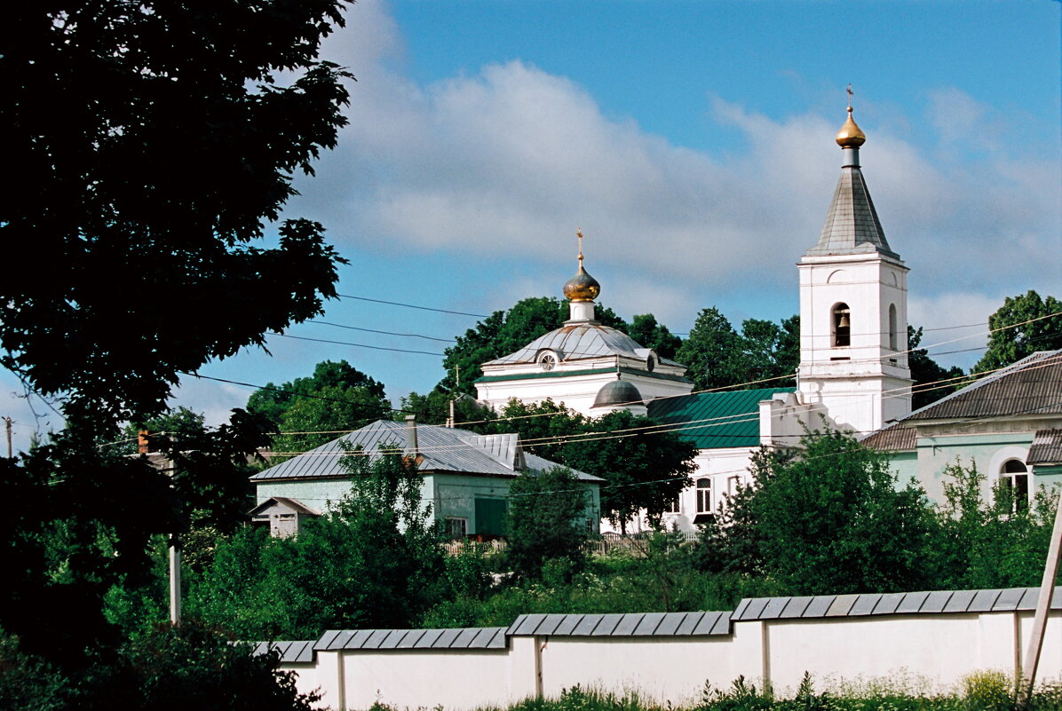 Свято Преображенский мужской монастырь утром, Рославль - M Marikfoto