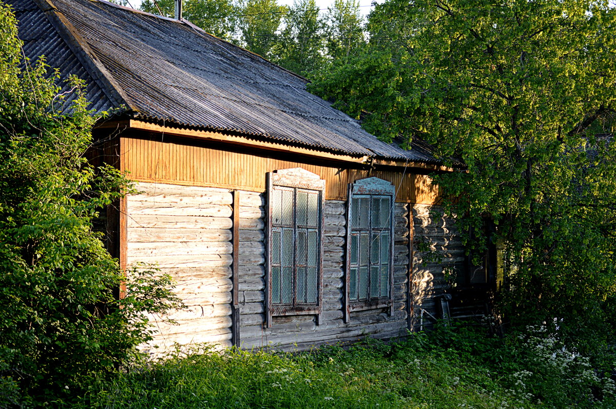 Старый дом у тропинки - Татьяна Лютаева
