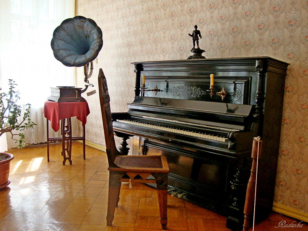 Старинное фортепиано фирмы «К. М. Шредер» - Raduzka (Надежда Веркина)
