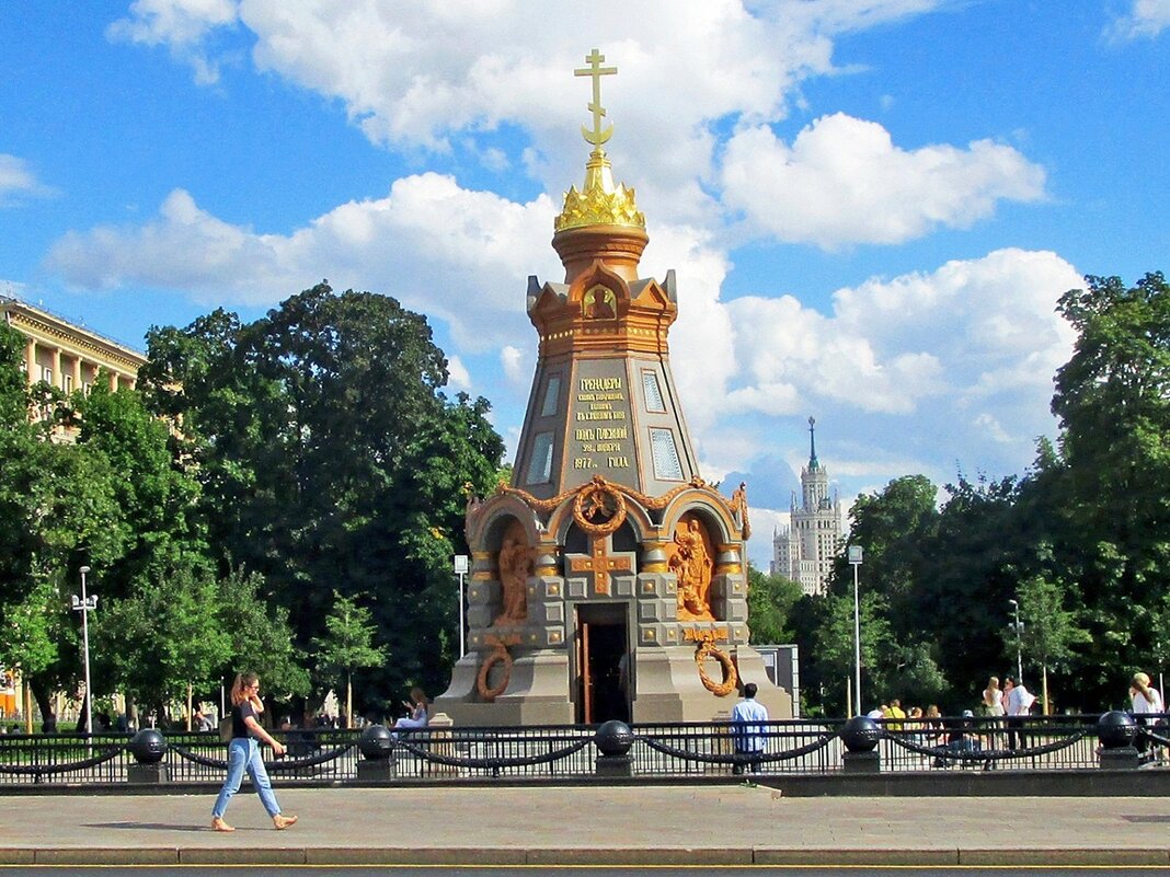 Часовня-памятник героям  Плевны в Москве - Ольга Довженко
