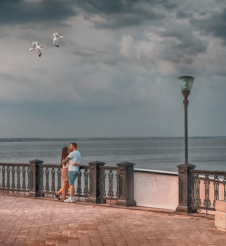 Двое у моря - Леонид Соснин