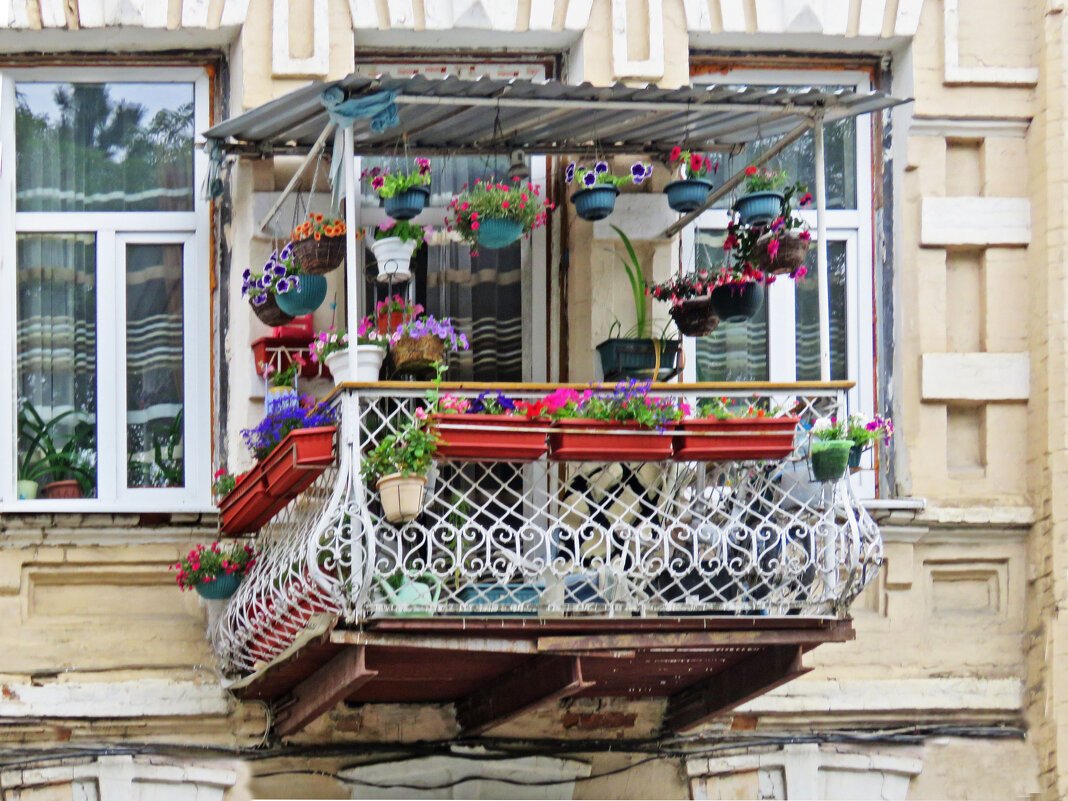 красивый балкон Кисловодска - ИРЭН@ .