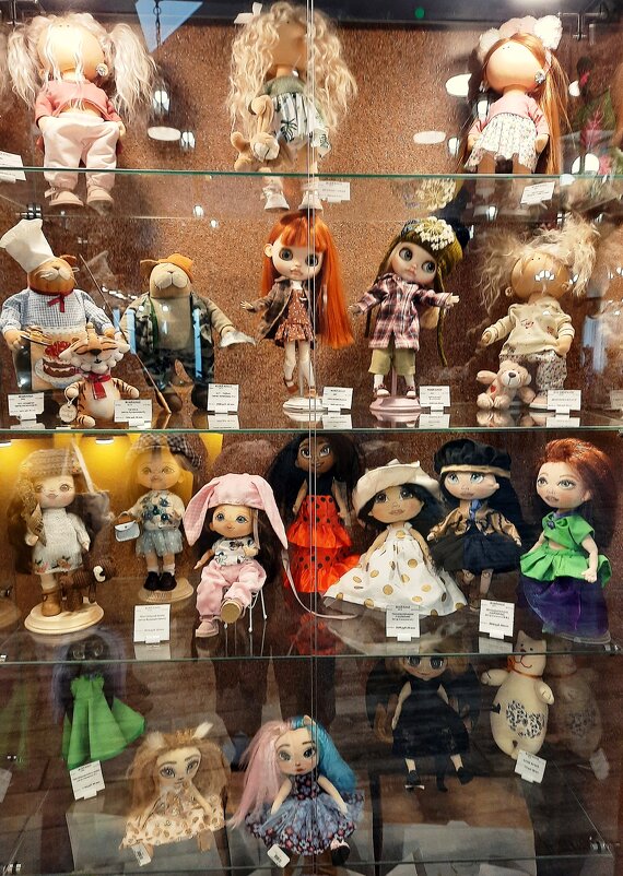 в кукольном музее - Ольга 