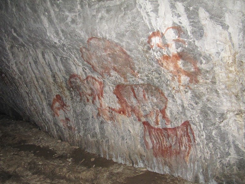 Наскальные рисунки в Каповой пещере - Вера Щукина