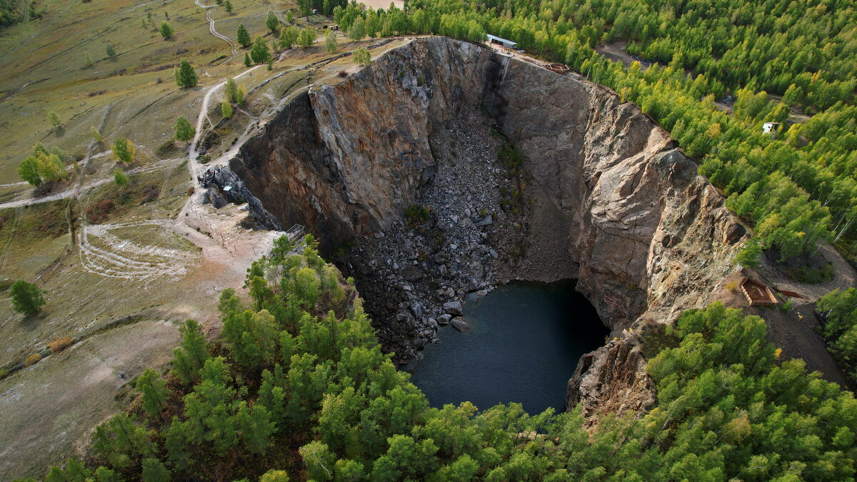 Ущелье в Хакасии