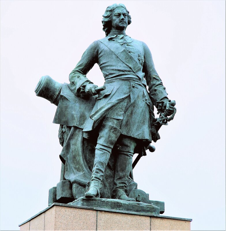 Фрагмент памятника Петру I установленного на Петровской горе - Валерий Новиков