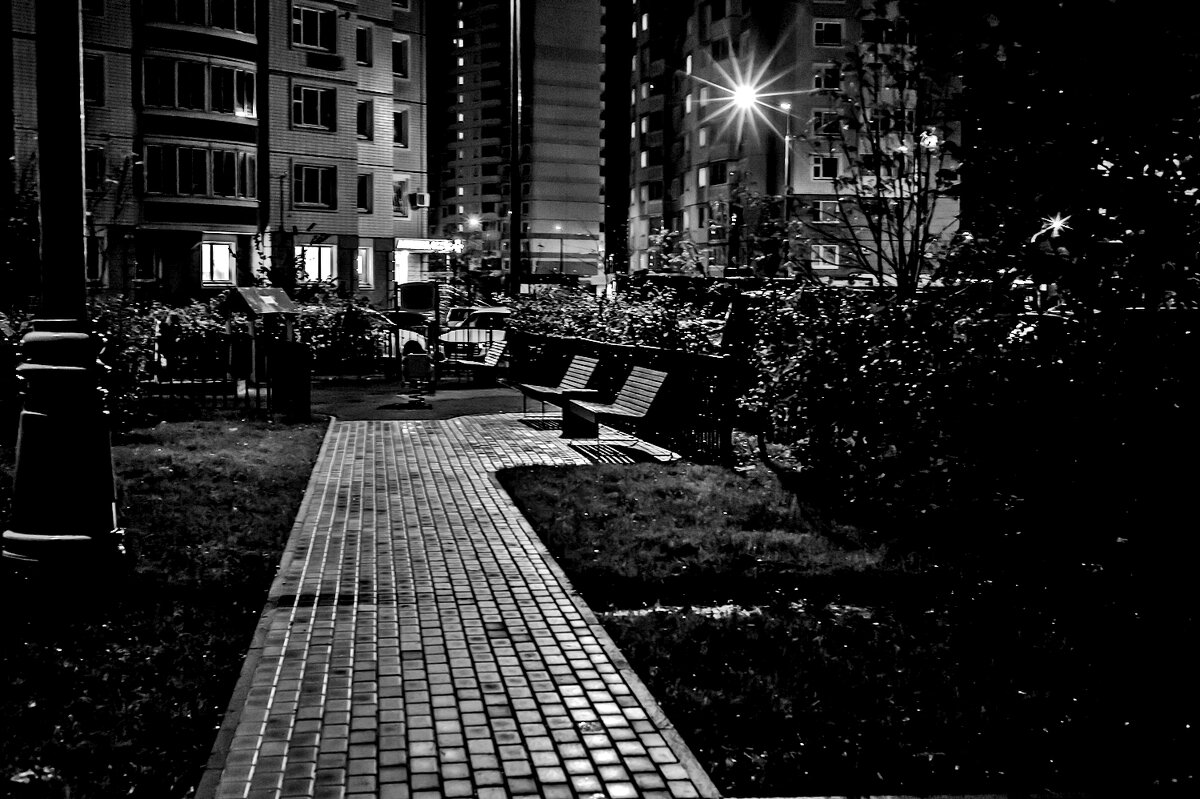 Ночь, улица, фонарь, аптека - Валерий Иванович