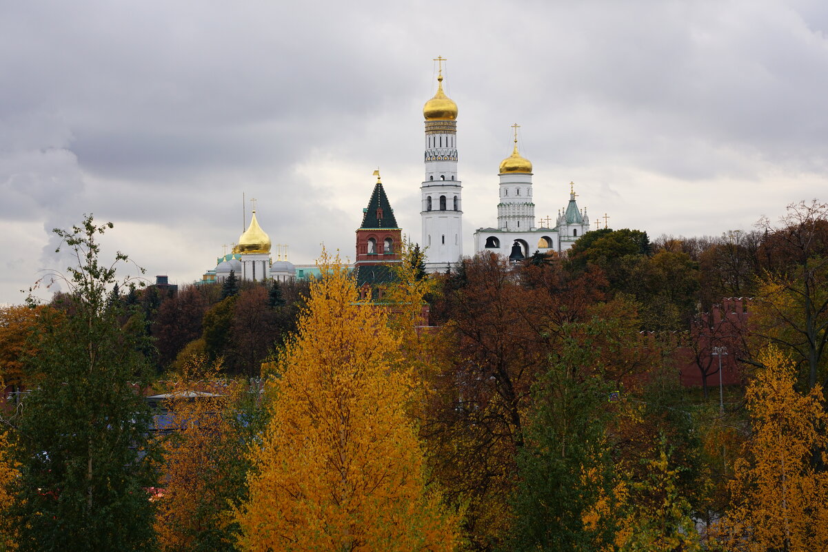 Осень в «Зарядье» - Иван Литвинов