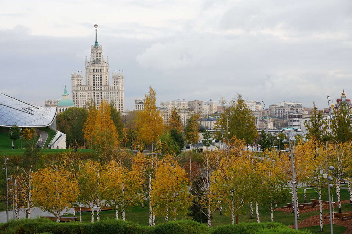 Осень в «Зарядье» - Иван Литвинов