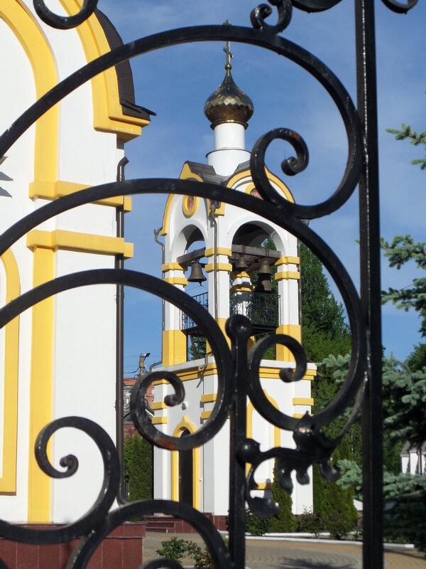 Ограда Церкви царственных страстотерпцев - MarinaKiseleva 
