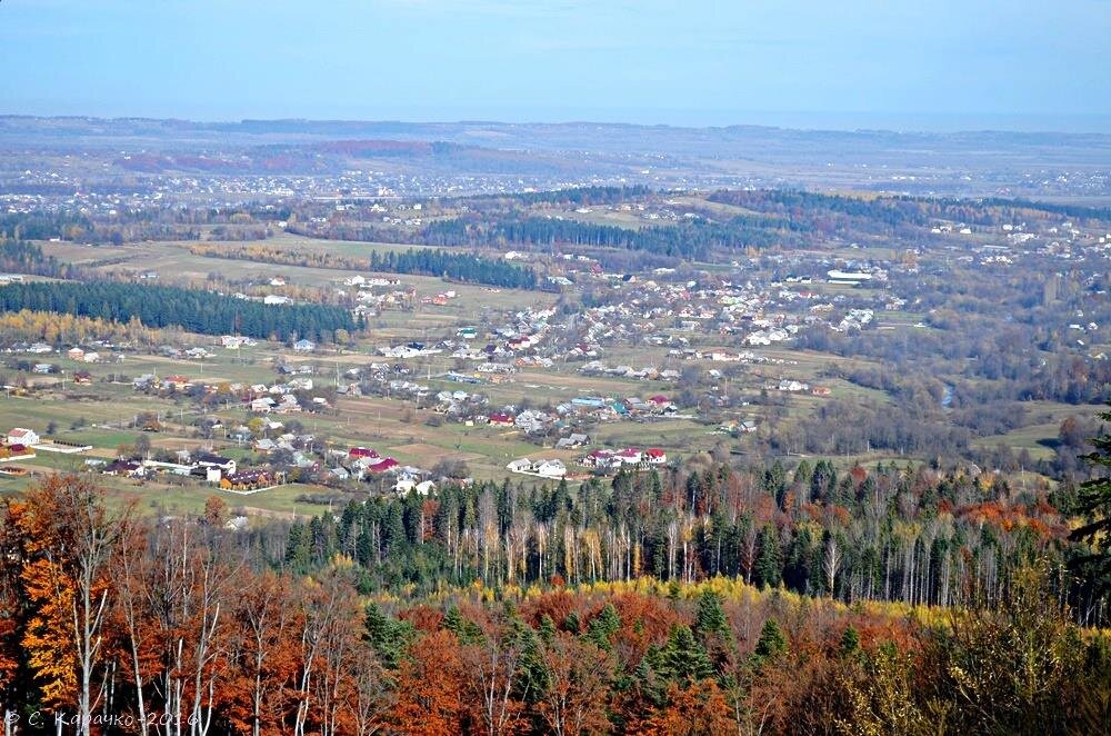 Вид з гори Мала Кичера Мигово  Буковина - Степан Карачко