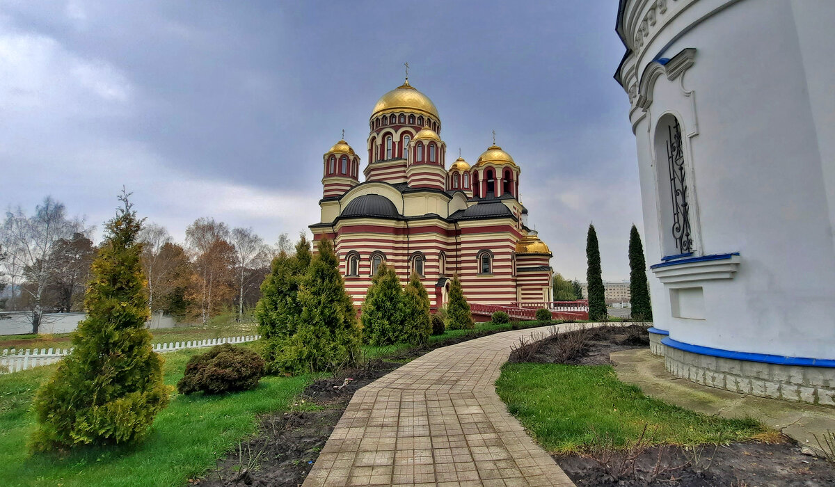 Свято-Успенский мужской монастырь - Елена Кирьянова