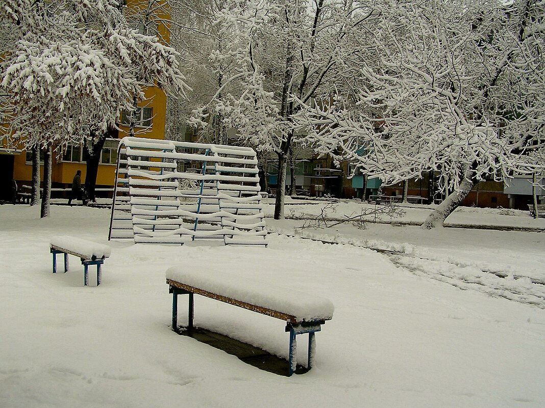 Первый снег *** - Геннадий Худолеев Худолеев