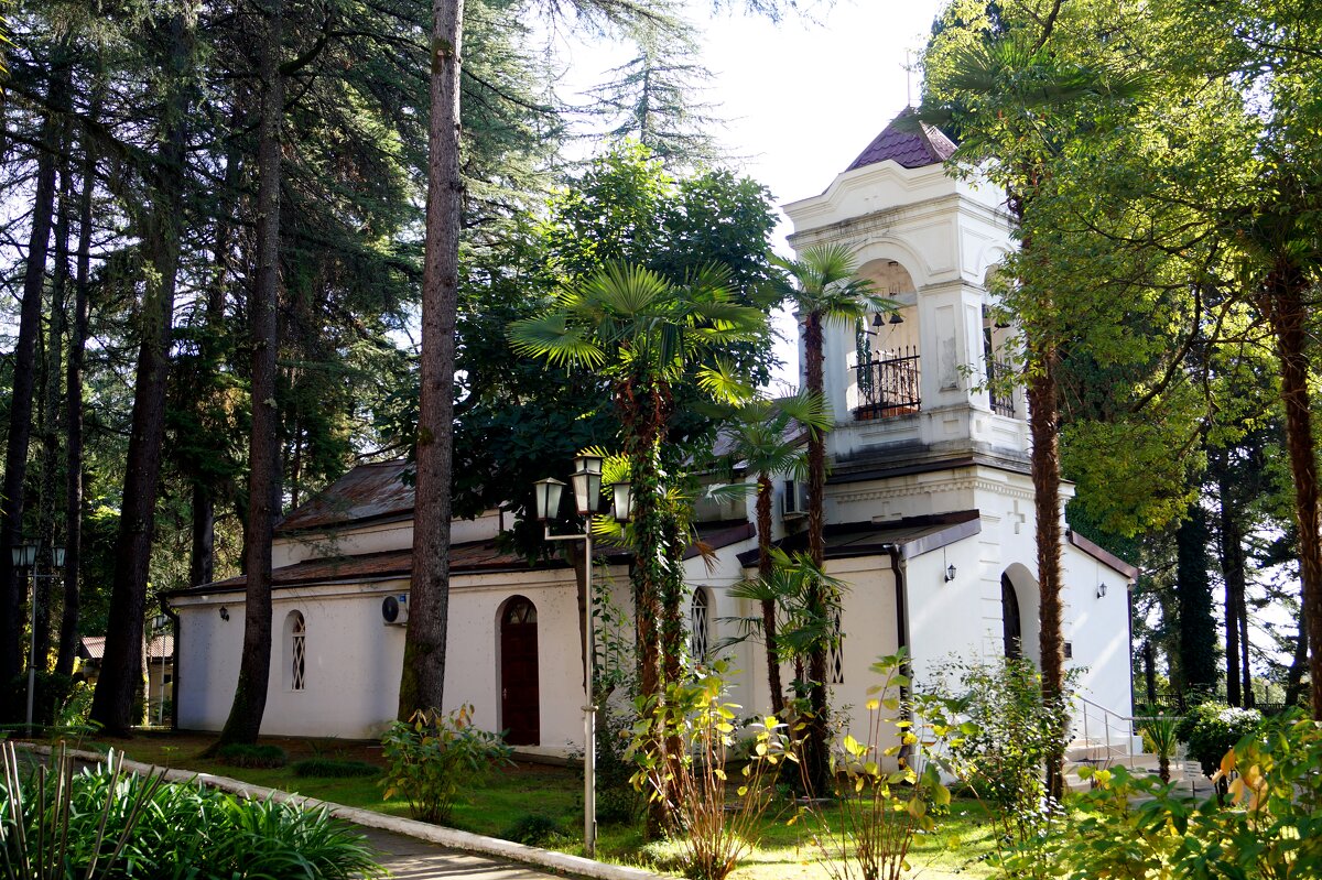Сухум. Церковь Георгия Победоносца - Gal` ka