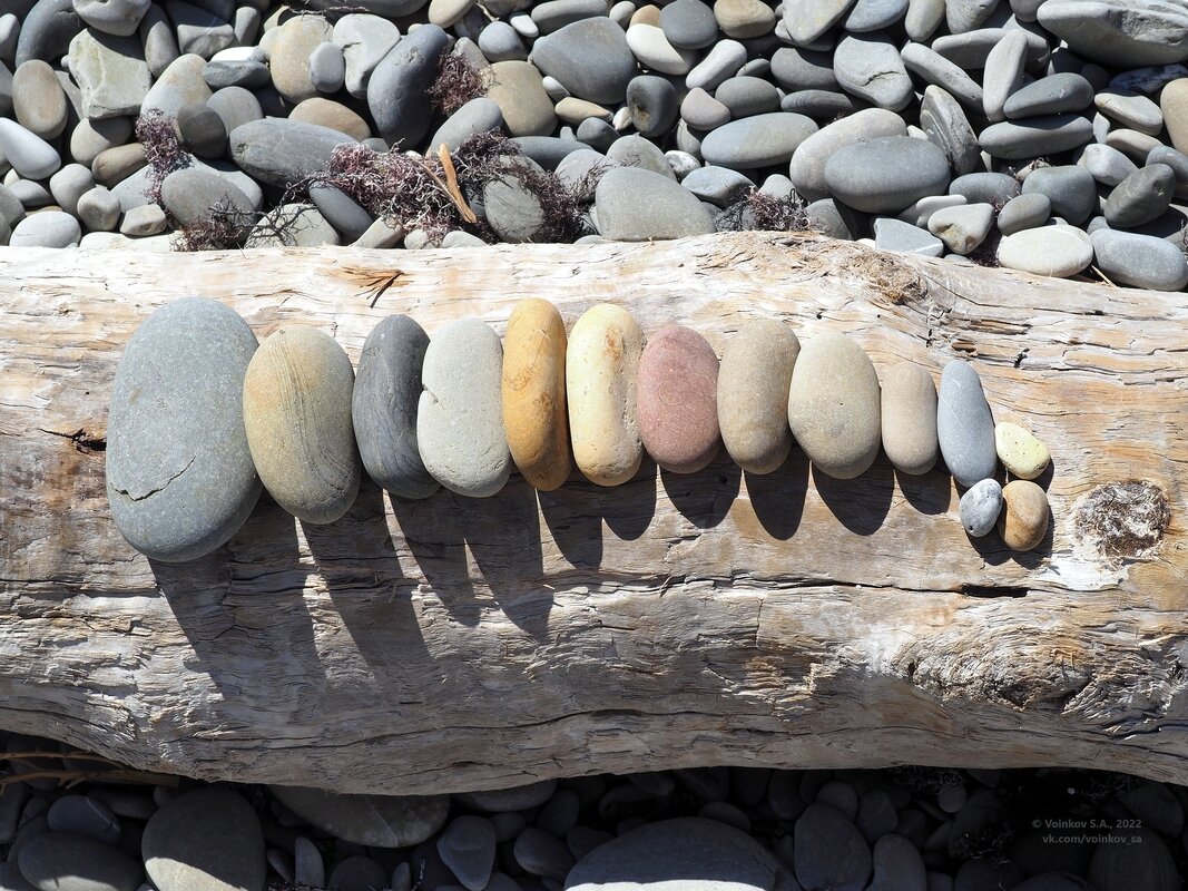 Почти идеально отсортированные камни анапского пляжа - Сергей Воинков