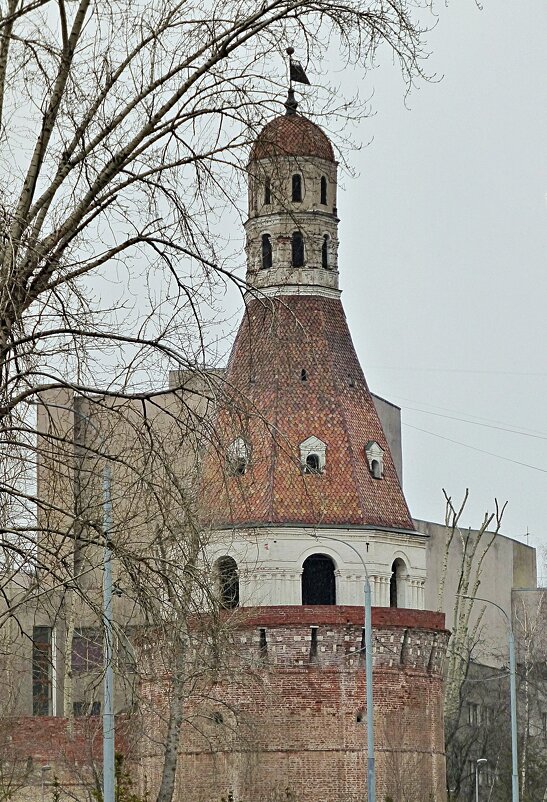 Солевая башня Симонова монастыря - Лидия Бусурина