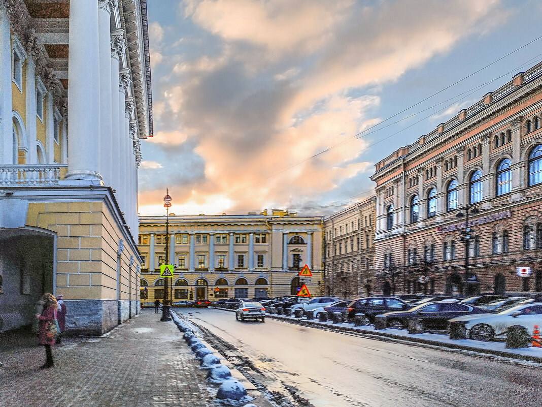 Площадка справа от Александринского театра - Стальбаум Юрий 