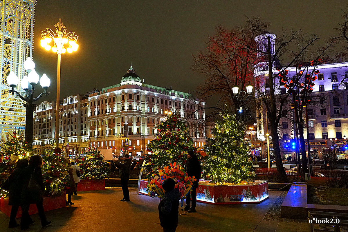рождество входит в город - Олег Лукьянов