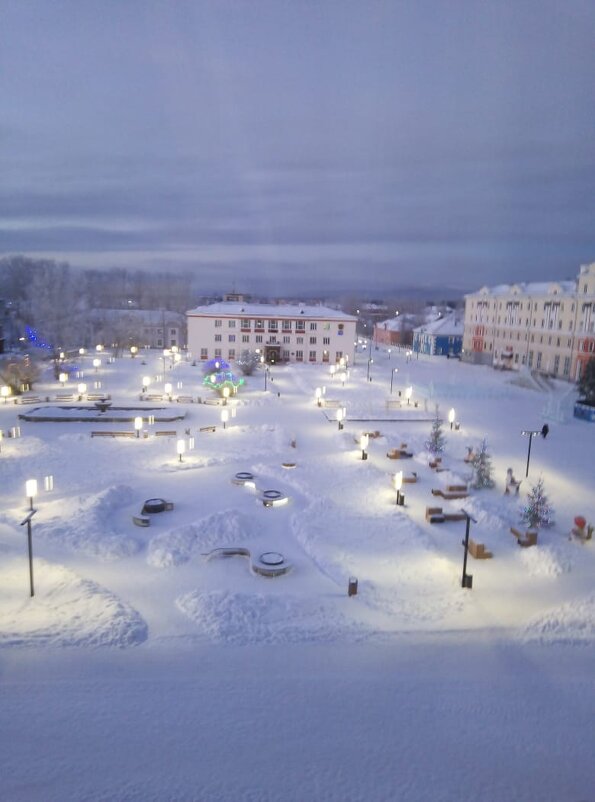 Городская площадь в Североуральске - Алевтина 