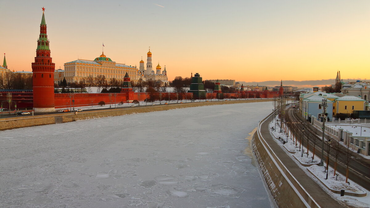 Москва-река замёрзла. - Алекс Ант