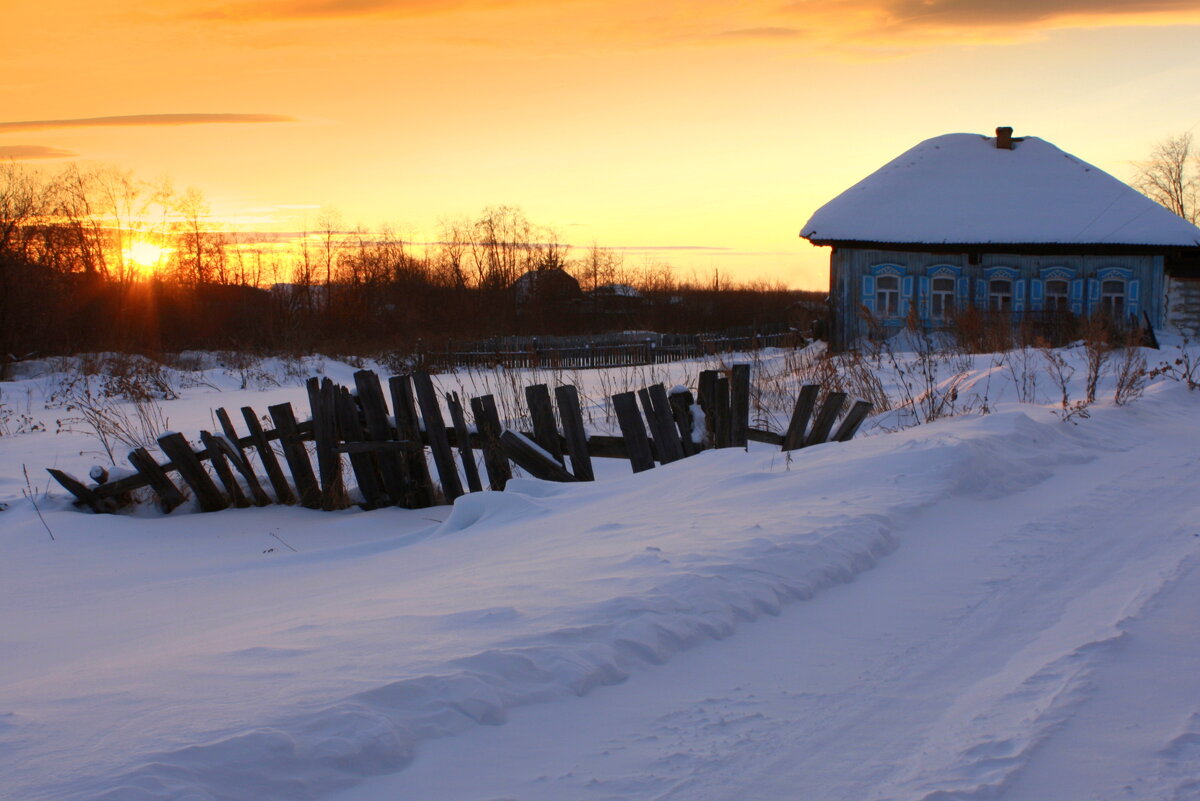Зимний вечер в деревне... - Нэля Лысенко