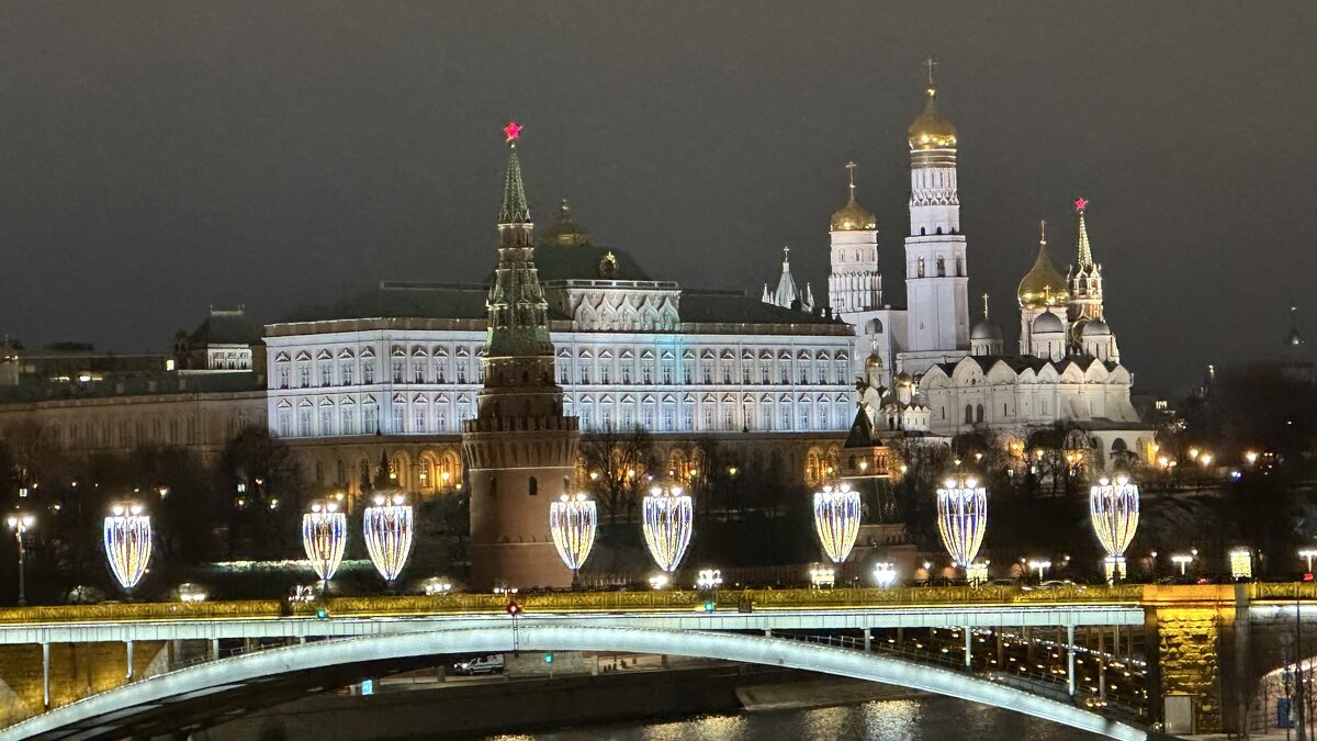 Ночная Москва - <<< Наташа >>>