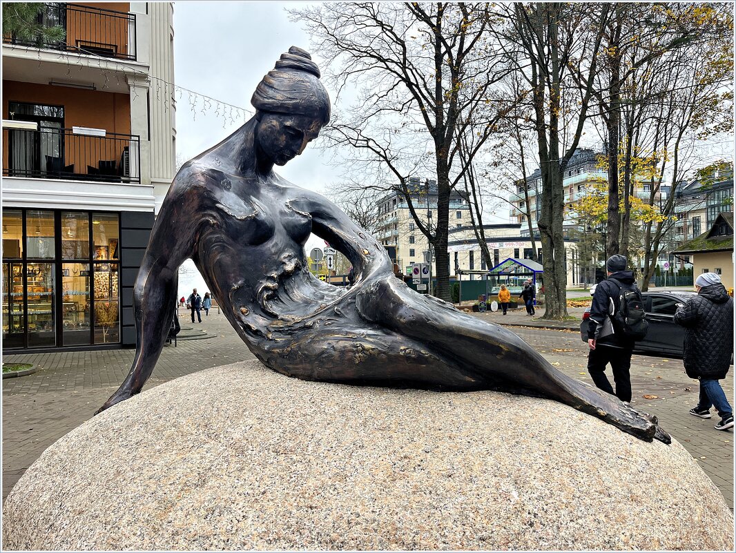 Скульптура "Балтийская волна". - Валерия Комова