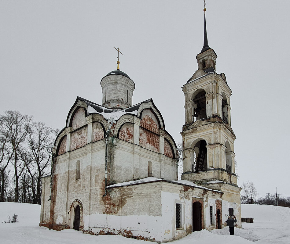 Ростов Великий. Церковь Вознесения Господня над гробом святого блаженного Исидора Чудотворца. - Надежда Лаптева