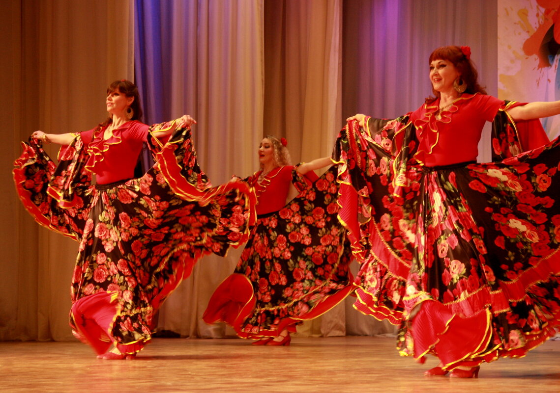 Цыганский танец - Нэля Лысенко