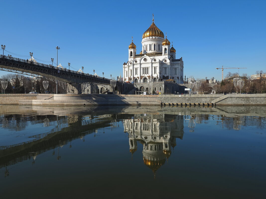 Из прогулки вдоль реки Москва. - Евгений Седов